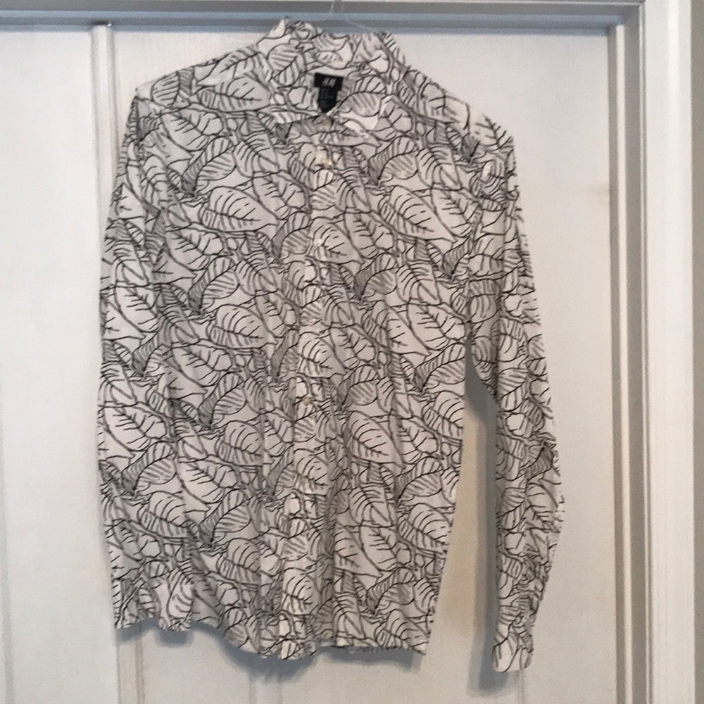 Men’s long sleeve button up